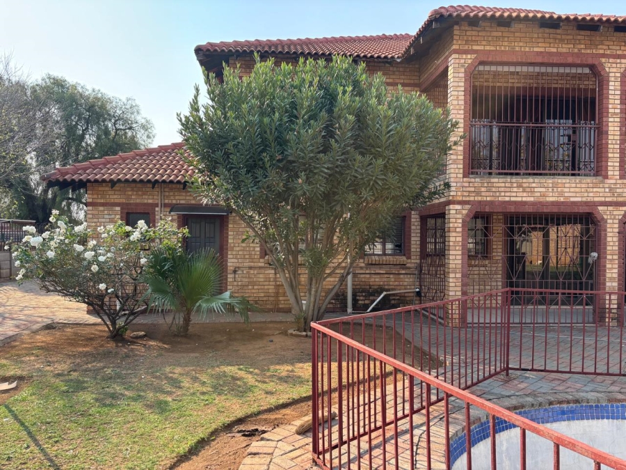 4 Bedroom Property for Sale in Mmabatho Unit 6 North West